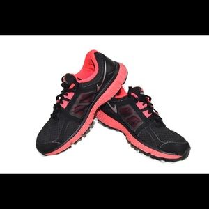 Nike dual fusion ST2 size 8.5